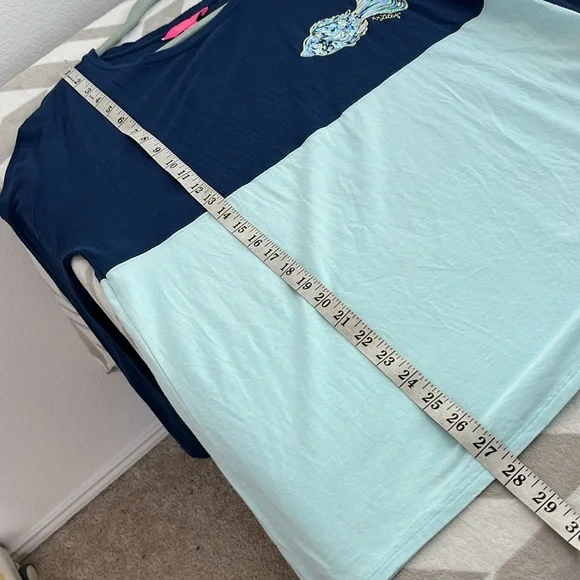 Lilly Pulitzer Fish Finn Tee Shirt XX Lilly size Medium - Picture 10 of 10